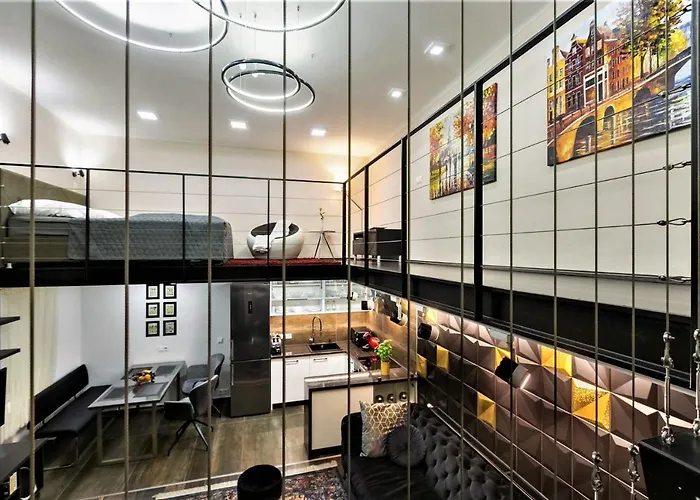 شقة Goldcentral Art B6-private Terrace-steps From New York Cafe *