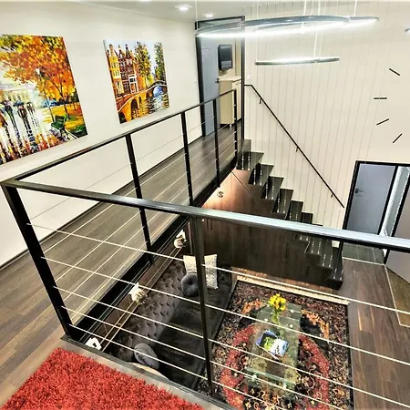 Goldcentral Art B6 * Budapest