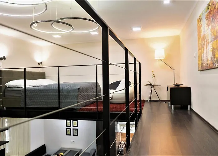 Goldcentral Art B6-private Terrace-steps From New York Cafe Apartament *