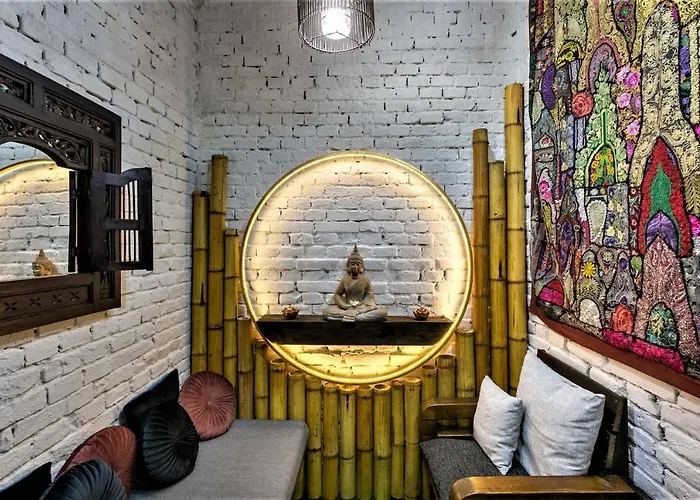 Goldcentral Art B6-private Terrace-steps From New York Cafe *